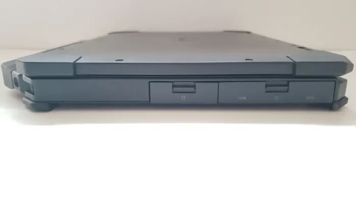 Захищений ноутбук Dell Latitude 5420 Rugged / 14" (1920x1080) IPS / Intel Core i5-8350U (4 (8) ядра по 1.7 - 3.6 GHz) / 16 GB DDR4 / 512 GB SSD / Intel UHD Graphics 620 / WebCam / 4G б/в - зображення 6