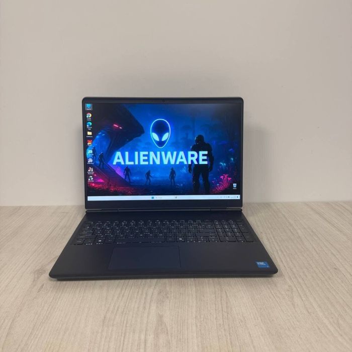 Ігровий ноутбук Dell Alienware 16 Aurora / 16" (2560x1600) IPS / Intel Core 9 270H (14 (20) ядер по 2,7 - 5,8 ГГц) / 16 ГБ DDR5 / 512 ГБ SSD / nVidia GeForce RTX 5070, 8 ГБ GDDR7, 128-bit / WebCam б/в - изображение 2