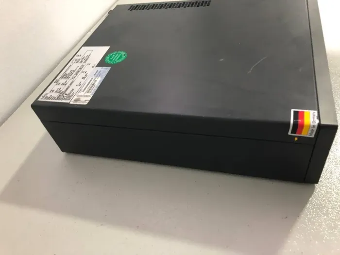 Комп'ютер Fujitsu Esprimo / Core i3-2120 (2(4) ядра по 3.3GHz) / 4GB DDR3 / 250GB HDD / HD Graphics 2000 / DVD-ROM / DVI б/в - зображення 3