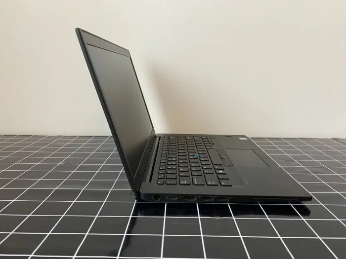 Ультрабук Dell Latitude 7480 / 14" (1920x1080) TN / Intel Core i5-7200U (2 (4) ядра по 2.5 - 3.1 GHz) / 8 GB DDR4 / 256 GB SSD / Intel HD Graphics 620 / WebCam б/в - зображення 5