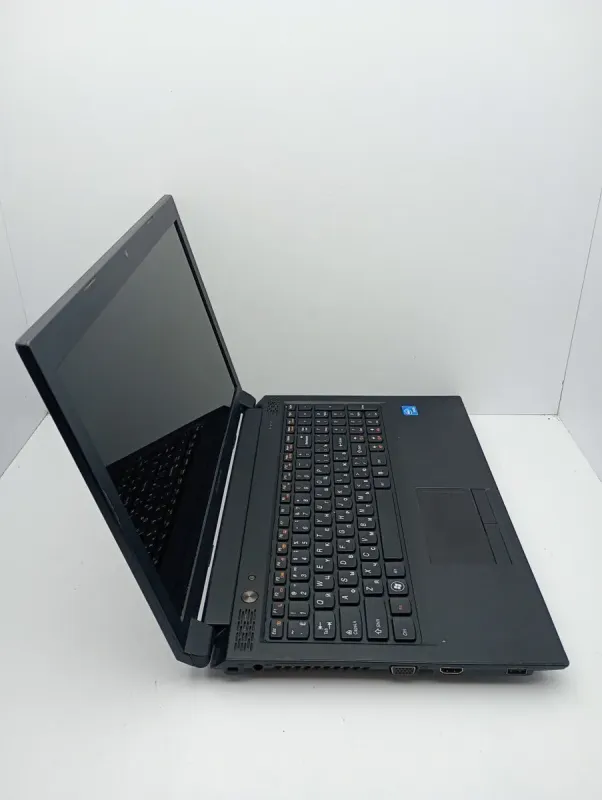Ноутбук Lenovo IdeaPad B570 / 15.6" (1366x768) TN / Intel Pentium B970 (2 ядра по 2.3 GHz) / 6 GB DDR3 / 320 GB HDD / Intel HD Graphics / WebCam б/в - зображення 5