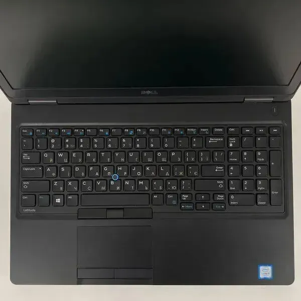 Ноутбук Dell Latitude 5580 / 15.6" (1366x768) TN / Intel Core i5-7440HQ (4 ядра по 2.8 - 3.8 GHz) / 16 GB DDR4 / 512 GB SSD / nVidia GeForce 940MX, 2 GB GDDR5, 64-bit / WebCam / HDMI б/в - зображення 3