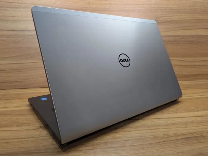 Ноутбук Dell Inspiron 5748 / 17.3" (1600x900) TN / Intel Core i5-4210U (2 (4) ядра по 1.7 - 2.7 GHz) / 8 GB DDR3 / 240 GB SSD / Intel HD Graphics 4400 / WebCam / Windows 10 б/в - зображення 6