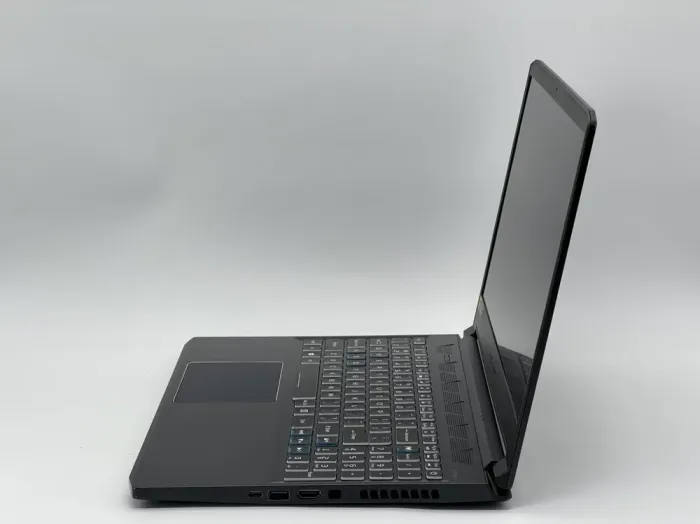 Ігровий ноутбук Acer Predator Triton PT315-52 / 15.6" (1920x1080) IPS / Intel Core i5-10500H (6 (12) ядер по 2.5 - 4.5 GHz) / 32 GB DDR4 / 960 GB SSD / nVidia GeForce RTX 2070 Max-Q, 8 GB GDDR6, 256-bit / WebCam б/в - зображення 4