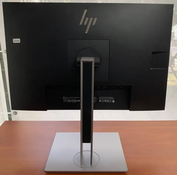 Монітор HP EliteDisplay E243i / 24" (1920x1200) IPS / HDMI, DisplayPort, VGA, USB 3.0 / VESA 100x100 Широкоформатний б/в - зображення 5