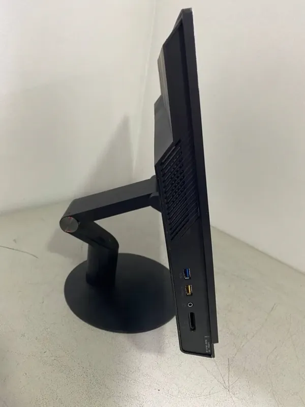 Моноблок Lenovo ThinkCentre M810z / 22" (1920x1080) TN / Intel Core i3-7100 (2 (4) ядра по 3.9 GHz) / 8 GB DDR4 / 256 GB SSD / Intel HD Graphics 630 / Wi-Fi / DVD-ROM б/в - зображення 4