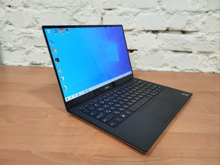 Ультрабук Dell XPS 13 9305 / 13.3" (1920x1080) IPS Touch / Intel Core i5-1135G7 (4 (8) ядра по 2.4 - 4.2 GHz) / 8 GB DDR4 / 480 GB SSD / Intel Iris Xe Graphics / WebCam б/в - зображення 3
