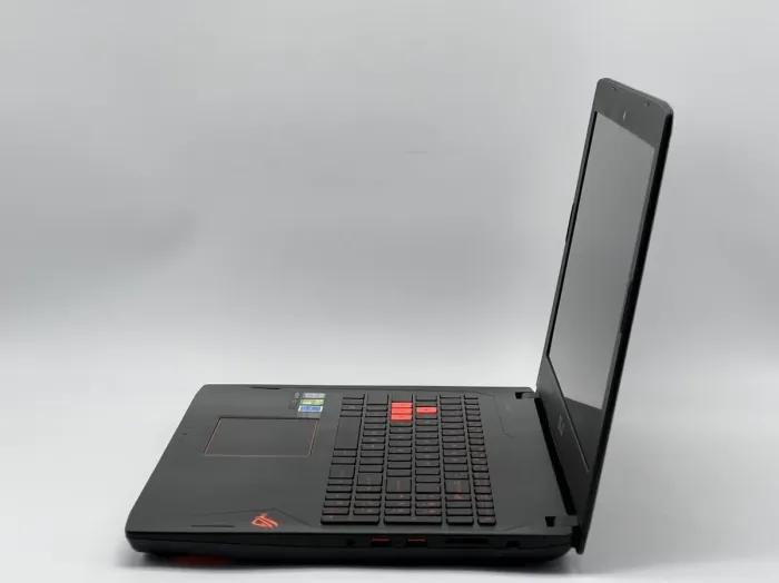 Ігровий ноутбук Б-класу Asus ROG Strix GL502VS-DB71 / 15.6" (1920x1080) IPS / Intel Core i7-6700HQ (4 (8) ядра по 2.6 - 3.5 GHz) / 16 GB DDR4 / 480 GB SSD / nVidia GeForce GTX 1070, 8 GB GDDR5, 256-bit / WebCam б/в - зображення 4