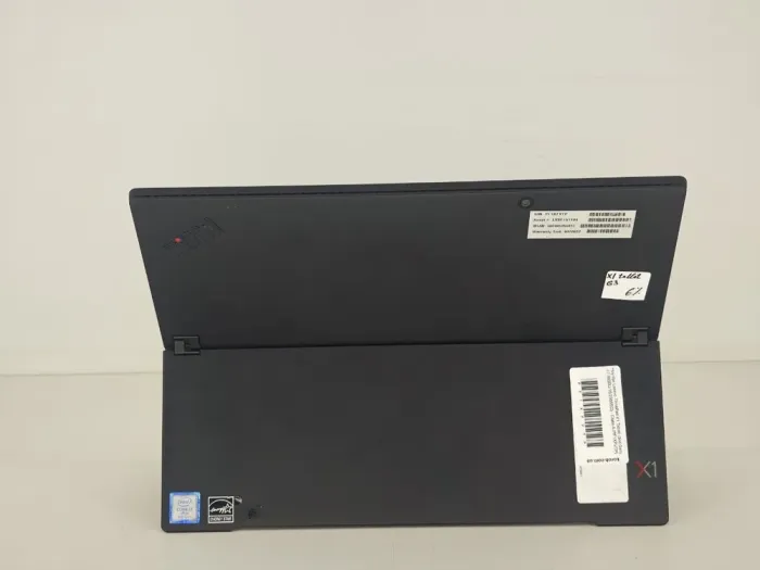 Ультрабук-трансформер Lenovo ThinkPad X1 Tablet (3nd Gen) / 13" (3000x2000) IPS Touch / Intel Core i7-8650U (4 (8) ядра по 1.9 - 4.2 GHz) / 16 GB DDR3 / 256 GB SSD / Intel UHD Graphics 620 / WebCam б/в - зображення 3