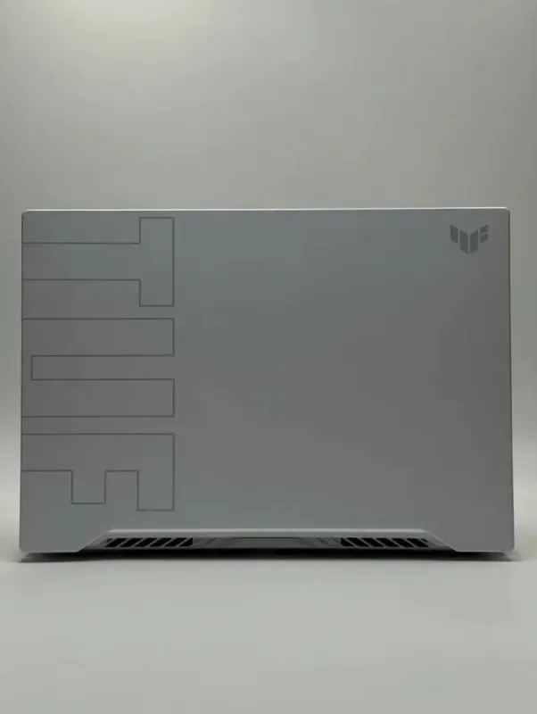 Ігровий ноутбук Asus TUF Dash F15 FX516P White / 15,6" (1920x1080) IPS / Intel Core i7-11370H (4 (8) ядра по 3,0 - 4,8 ГГц) / 16 ГБ DDR4 / 512 ГБ SSD / nVidia GeForce RTX 3060, 6 ГБ GDDR6, 192-біт / Веб-камера / Win 11 б/в - зображення 3