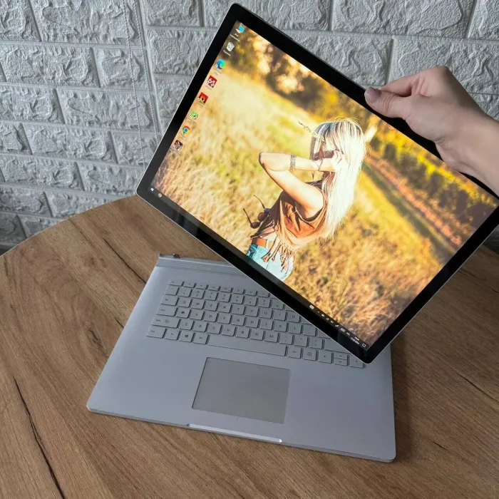 Ігровий ультрабук-трансформер Б-клас Microsoft Surface Book 2 с экраном 15.0" (3240x2160) IPS Touch на базе процессора Intel Core i7-8650U и видеокарты nVidia GeForce GTX 1060 6 GB для игр и работы с мультимедиа б/в - зображення 8