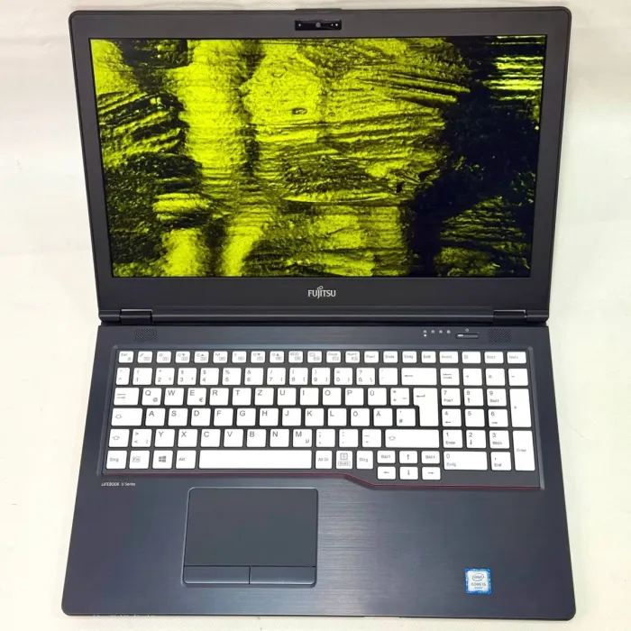 Ноутбук Fujitsu Lifebook U757 / 15.6" (1920x1080) IPS / Intel Core i5-6200U (2 (4) ядра по 2.3 - 2.8 GHz) / 8 GB DDR4 / 256 GB SSD / Intel HD Graphics 520 / WebCam / 3G / Windows 10 Pro б/в - зображення 3