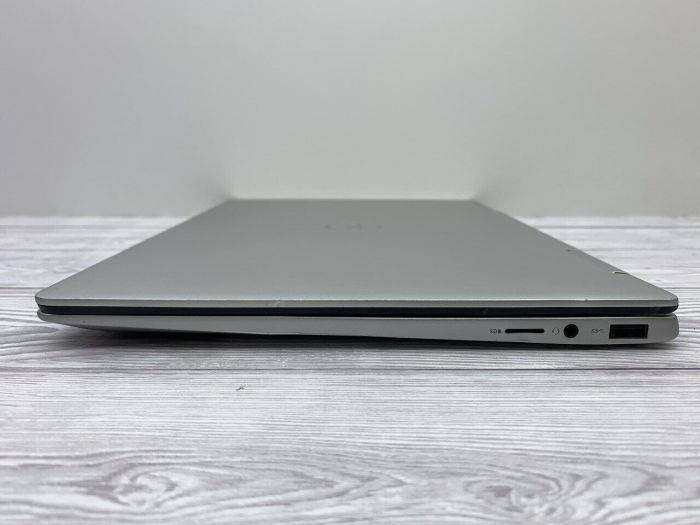 Ноутбук-трансформер Б-клас Dell Inspiron 13 7386 2-in-1 / 13.3" (1920x1080) IPS Touch / Intel Core i7-8565U (4 (8) ядра по 1.8 - 4.6 GHz) / 16 GB DDR4 / 240 GB SSD / Intel UHD Graphics / WebCam б/в - зображення 6