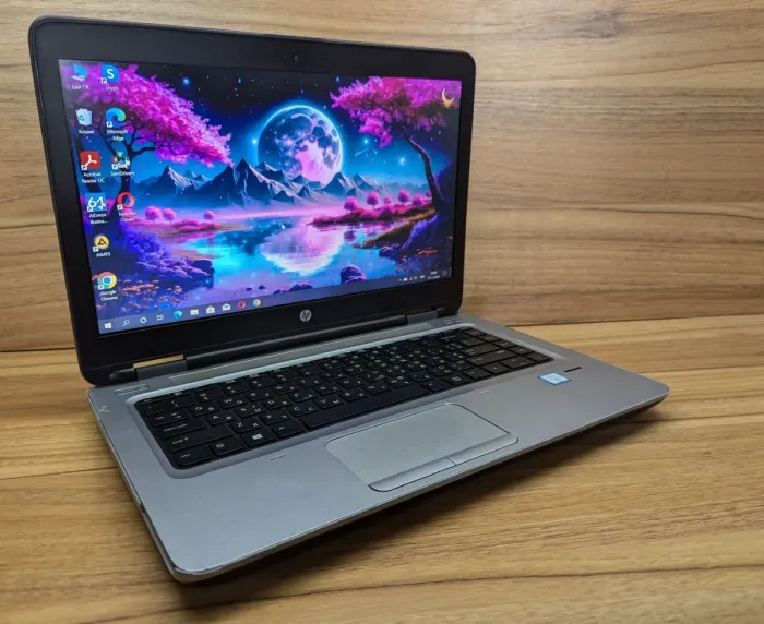 Ноутбук Б-клас HP ProBook 640 G2 / 14" (1920x1080) IPS / Intel Core i7-6600U (2 (4) ядра по 2.6 - 3.4 GHz) / 8 GB DDR4 / 240 GB SSD / Intel HD Graphics 520 / WebCam / TouchID / Windows 10 б/в - зображення 4