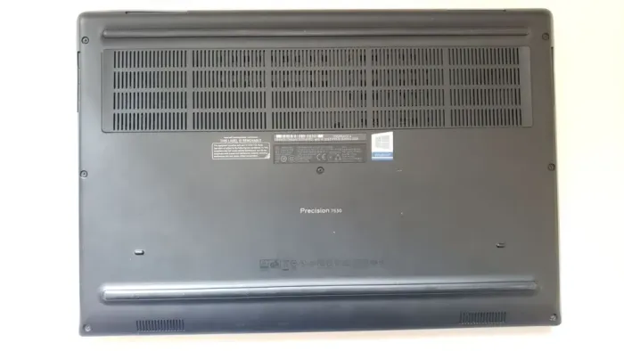 Мобільна робоча станція Dell Precision 7530 / 15.6" (1920x1080) IPS / Intel Xeon E-2176M (6 (12) ядер по 2.7 - 4.4 GHz) / 32 GB DDR4 / 256 GB SSD M.2 + 512 GB SSD M.2 / AMD Radeon Pro WX 4150, 4 GB GDDR5, 128-bit / WebCam б/в - зображення 8