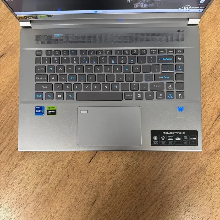 Ігровий ультрабук Acer Predator Triton PT16-51 / 16" (2560x1600) IPS / Intel Core i7-13700H (14 (20) ядер по 2.4 - 5.0 GHz) / 16 GB DDR5 / 1000 GB SSD / nVidia GeForce RTX 4070, 8 GB GDDR6, 128-bit / WebCam б/в - зображення 7