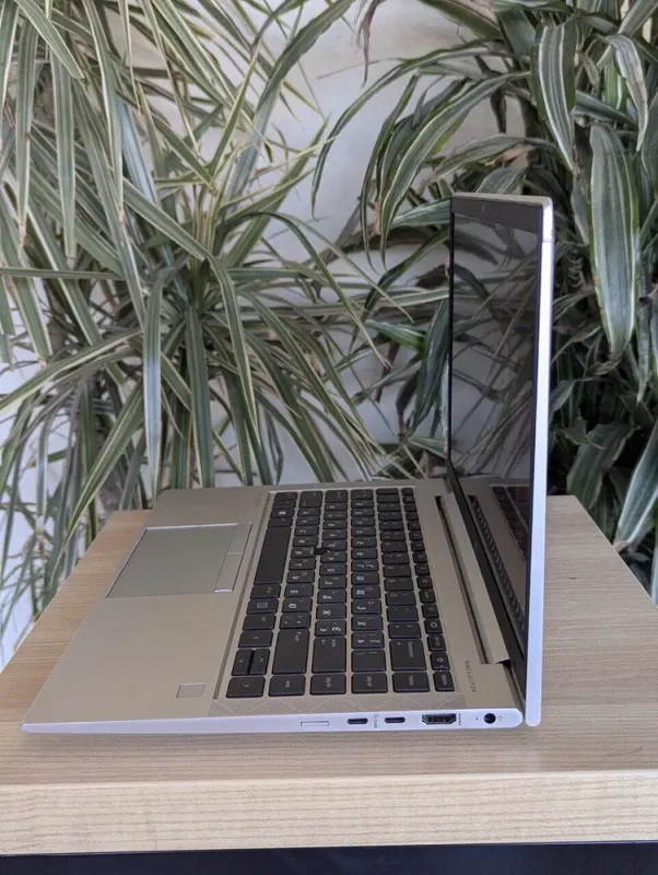 Ультрабук Б-клас HP EliteBook MT46 Mobile Thin Client / 14" (1920x1080) IPS / AMD Ryzen 3 Pro 4450U (4 (8) ядра по 2.5 - 3.7 GHz) / 16 GB DDR4 / 256 GB SSD / AMD Radeon Graphics / WebCam б/в - зображення 7