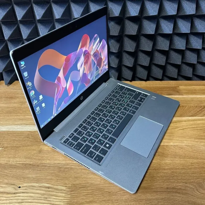 Ультрабук HP ProBook 430 G7 / 13.3" (1366x768) TN / Intel Core i3-10110U (2 (4) ядра по 2.1 - 4.1 GHz) / 16 GB DDR4 / 256 GB SSD / Intel UHD Graphics / WebCam б/в - зображення 3