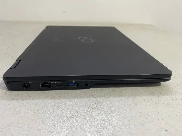 Нетбук Б-клас Fujitsu LifeBook U728 / 12.5" (1920x1080) TN / Intel Core i5-8350U (4 (8) ядра 1.7 - 3.6 GHz) / 8 GB DDR4 / 256 GB SSD / Intel UHD Graphics 620 / WebCam б/в - зображення 4