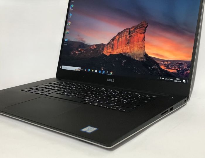 Мобільна робоча станція Dell Precision 5520 / 15,6" (1920x1080) IPS / Intel Core i7-6820HQ (4 (8) ядра по 2,7 - 3,6 ГГц) / 16 ГБ DDR4 / 256 ГБ SSD M.2 / nVidia Quadro M1200, 4 ГБ GDDR5, 128-біт / WebCam / Win 10 Pro б/в - зображення 9