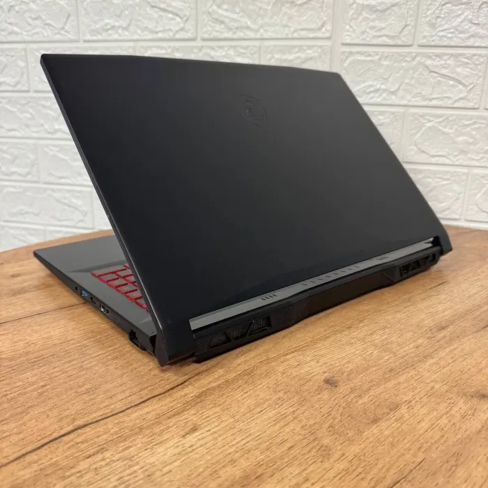 Ігровий ноутбук Б-клас MSI Katana GF66 11UE / 15.6" (1920x1080) IPS / Intel Core i7-11800H (8 (16) ядер по 2.3 - 4.6 GHz) / 16 GB DDR4 / 512 GB SSD / nVidia GeForce RTX 3060, 6 GB GDDR6, 192-bit / WebCam б/в - зображення 6