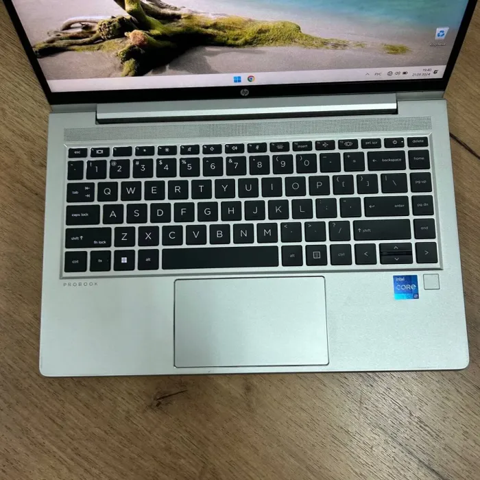 Ультрабук HP ProBook 640 G8 / 14" (1920x1080) IPS / Intel Core i7-1165G7 (4 (8) ядра по 2.8 - 4.7 GHz) / 16 GB DDR4 / 512 GB SSD NVMe / Intel Iris Xe Graphics / WebCam б/в - зображення 7