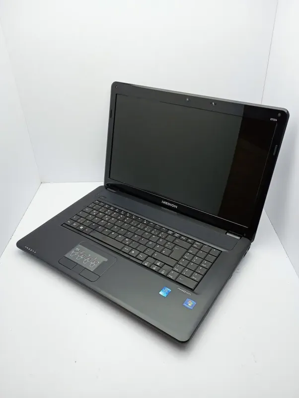 Ноутбук Acer Medion i5 / 17.3" (1600x900) TN / Intel Core i5-430M (2 (4) ядра по 2.26 - 2.53 GHz) / 6 GB DDR3 / 320 GB HDD / Intel HD Graphics / WebCam б/в - зображення 6