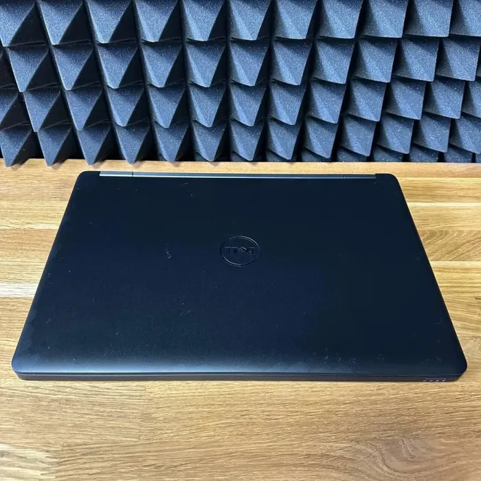 Ноутбук Dell Latitude E5550 / 15.6" (1366x768) TN / Intel Core i3-5010U (2 (4) ядра по 2.1 GHz) / 8 GB DDR3 / 128 GB SSD / Intel HD Graphics 5500 / WebCam б/в - зображення 7