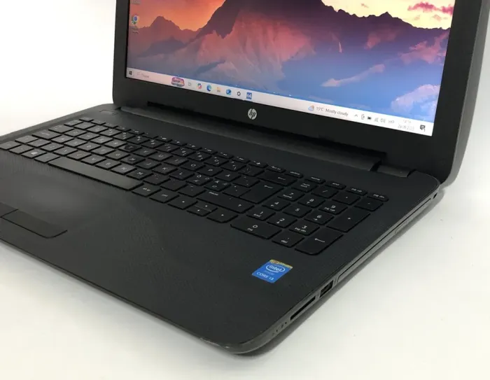 Ноутбук Б-клас HP 250 G4 / 15.6" (1366x768) TN / Intel Core i3-5005U (2 (4) ядра по 2.0 GHz) / 8 GB DDR3 / 128 GB SSD / Intel HD Graphic 5500 / WebCam / Win 10 Home б/в - зображення 8