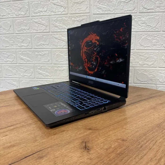Ігровий ноутбук MSI Cyborg 15 A12VE / 15.6" (1920x1080) IPS / Intel Core i5-12450H (8 (12) ядер по 3.3 - 4.4 GHz) / 8 GB DDR5 / 512 GB SSD NVMe / nVidia GeForce RTX 4050, 6 GB GDDR6, 96-bit / WebCam б/в - зображення 4