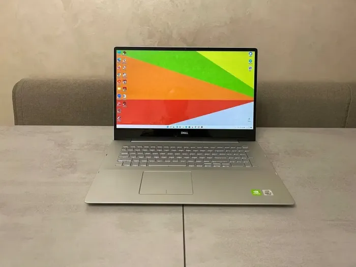 Ноутбук-трансформер Dell Inspiron 7791 2n1 / 17.3" (1920x1080) IPS Touch / Intel Core i7-10510U (4 (8) ядра по 1.8 - 4.9 GHz) / 16 GB DDR4 / 512 GB SSD M.2 + 1000 GB HDD / nVidia GeForce MX250, 2 GB GDDR5, 64-bit / WebCam / HDMI б/в - зображення 2