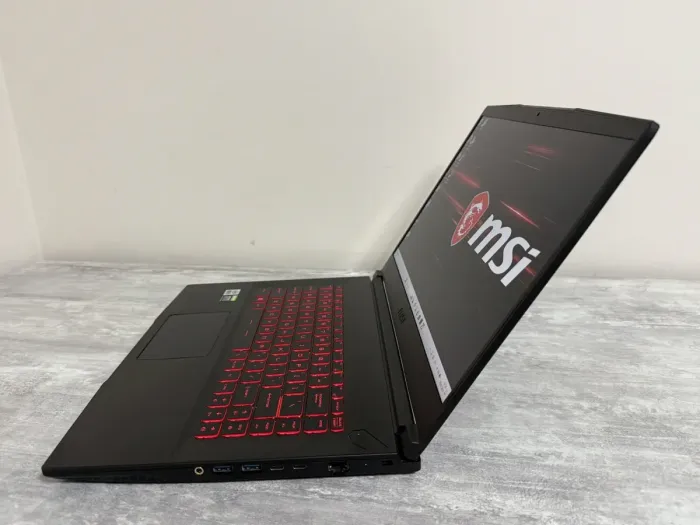 Ігровий ноутбук MSI GF65 Thin 10UE / 15.6" (1920x1080) IPS / Intel Core i5-10500H (6 (12) ядер по 2,5 - 4,5 ГГц) / 16 ГБ DDR4 / 512 ГБ SSD M.2 / nVidia GeForce RTX 3060, 6 ГБ GDDR6, 192-bit / WebCam б/в - зображення 4
