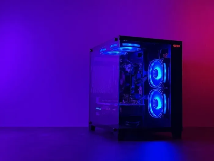 Ігровий ПК Gaming PC Tower / Intel Core i9-9900K (8 (16) ядер по 3.6 - 5.0 GHz) / 32 GB DDR4 / 500 GB SSD + 1000 GB HDD / AMD Radeon RX 580, 8 GB GDDR5, 256-bit б/в - зображення 2