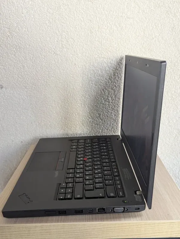 Ноутбук Б-клас Lenovo ThinkPad L450 / 14" (1366x768) TN / Intel Core i3-5005U (2 (4) ядра по 2.0 GHz) / 8 GB DDR3 / 128 GB SSD / Intel HD Graphics 5500 / WebCam б/в - зображення 6