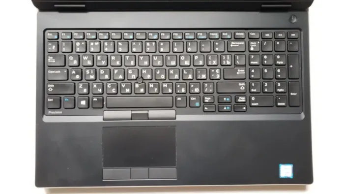 Мобільна робоча станція Dell Precision 7530 / 15.6" (1920x1080) IPS / Intel Xeon E-2186M (6 (12) ядер по 2.9 - 4.8 GHz) / 64 GB DDR4 / 256 GB SSD M.2 + 512 GB SSD M.2 / nVidia Quadro P3200, 6 GB GDDR5, 192-bit / WebCam б/в - зображення 3