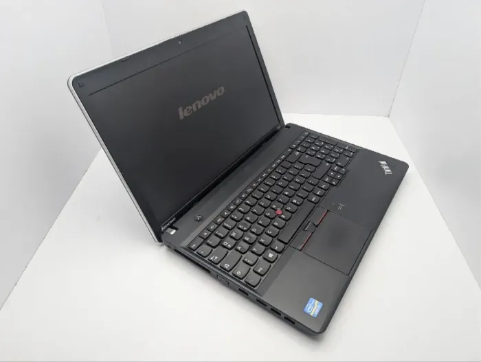Ноутбук Lenovo Thinkpad E530 / 15.6" (1600x900) TN / Intel Core i7-3632QM (4 (8) ядра по 2.2 - 3.2 GHz) / 8 GB DDR3 / 750 GB HDD / Intel HD Graphics 4000 / WebCam / DVD-ROM б/в - изображение 6