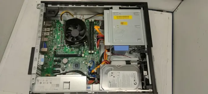 Комп'ютер Dell / Intel Core i7-2600K (4 (8) ядра по 3.4 - 3.8 GHz) / 8 GB DDR3 / 500 GB HDD / Intel HD Graphics 3000 / DVD-ROM б/в - зображення 4