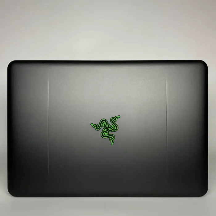 Ігровий ноутбук Razer Blade RZ09-0195 / 14" (1920x1080) IPS / Intel Core i7-6700HQ (4 (8) ядра по 2,6 - 3,5 ГГц) / 16 ГБ DDR4 / 1000 ГБ SSD / nVidia GeForce GTX 1060, 6 ГБ GDDR5, 192-біт / WebCam / HDMI б/в - зображення 8