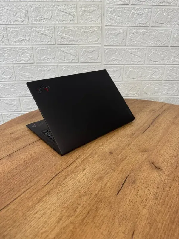 Ультрабук Б-клас Lenovo ThinkPad X1 Carbon Gen 9 / 14" (1920x1200) IPS / Intel Core i7-1185G7 (4 (8) ядра по 3.0 - 4.8 GHz) / 16 GB DDR4 / 512 GB SSD / Intel Iris Xe Graphics / WebCam б/в - зображення 6