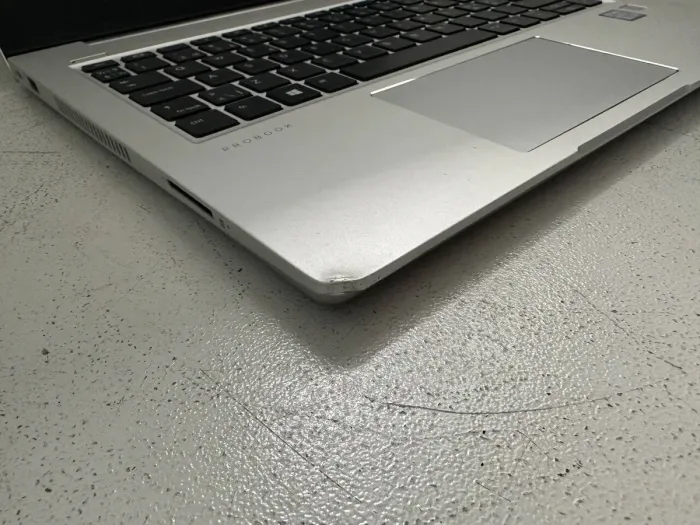 Ультрабук Б-клас HP ProBook 430 G6 / 13.3" (1366x768) TN / Intel Core i3-8145U (2 (4) ядра по 2.1 - 3.9 GHz) / 4 GB DDR3 / 128 GB SSD / Intel UHD Graphics / WebCam / HDMI б/в - зображення 6