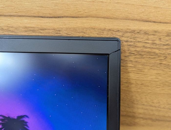 Ноутбук Б-клас Lenovo ThinkPad E15 / 15.6" (1920x1080) IPS / Intel Core i5-10210U (4 (8) ядра по 1.6 - 4.2 GHz) / 16 GB DDR4 / 500 GB SSD / Intel UHD Graphics / WebCam / Windows 10 б/в - зображення 3