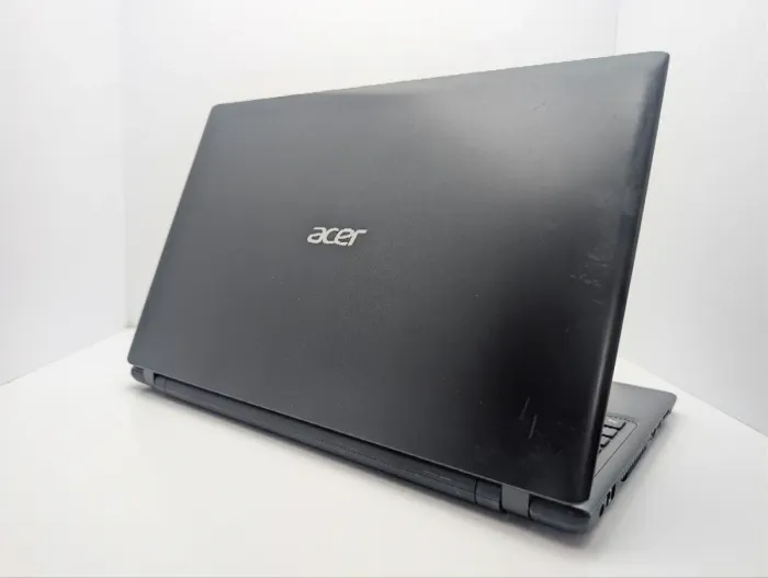 Ноутбук Б-клас Acer Aspire V5-551G / 15.6" (1366x768) TN / AMD A8-4555M (4 ядра по 1.6 GHz) / 10 GB DDR3 / 1000 GB HDD / AMD Radeon HD 7550M, 1 GB GDDR3, 64-bit / WebCam / DVD-ROM б/в - изображение 8