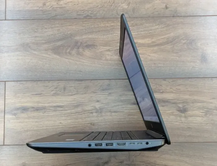 Мобільна робоча станція HP zBook Studio G3 / 15.6" (1920x1080) TN / Intel Core i7-6820HQ (4 (8) ядра по 2.7 - 3.6 GHz) / 16 GB DDR4 / 512 GB SSD / nVidia Quadro M1000M, 4 GB GDDR5, 128-bit / WebCam б/в - зображення 5