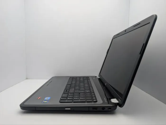 Ноутбук HP Pavillion G7 / 17.3" (1600x900) TN / Intel Core i5-2430M (2 (4) ядра по 2.4 - 3.0 GHz) / 6 GB DDR3 / 500 GB HDD / AMD Radeon HD 6450M, 1 GB GDDR3, 64-bit / WebCam / DVD-ROM б/в - зображення 5