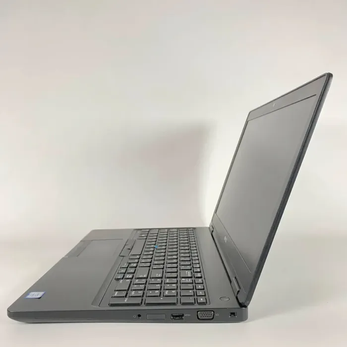 Ноутбук Б-клас Dell Latitude 5580 / 15.6" (1920x1080) IPS / Intel Core i5-7440HQ (4 ядра по 2.8 - 3.8 GHz) / 16 GB DDR4 / 240 GB SSD / nVidia GeForce 940MX, 2 GB GDDR5, 64-bit / WebCam / HDMI б/в - зображення 5