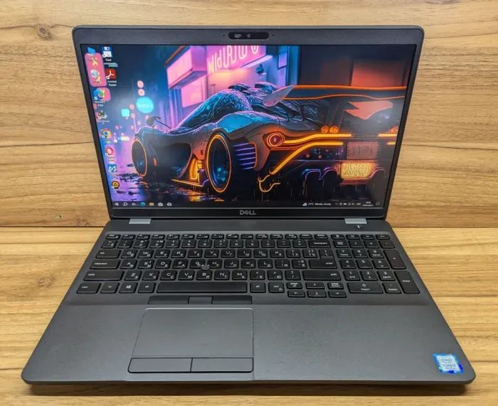 Ультрабук Dell Latitude 5500 / 15.6" (1920x1080) IPS / Intel Core i5-8265U (4 (8) ядра по 1.6 - 3.9 GHz) / 16 GB DDR4 / 256 GB SSD / Intel UHD Graphics 620 / WebCam / Windows 10 б/в - зображення 2