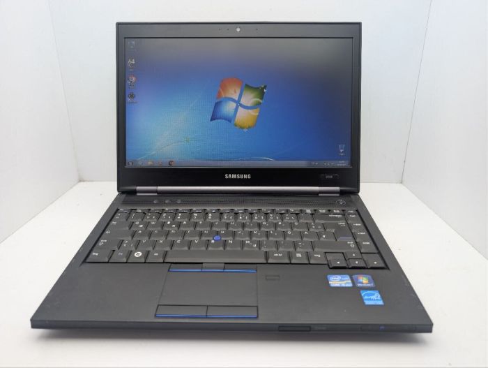 Ноутбук Samsung 600B / 14" (1366x768) TN / Intel Core i5-2520M (2 (4) ядра по 2.5 - 3.2 GHz) / 8 GB DDR3 / 1000 GB HDD / Intel HD Graphics 3000 / WebCam / DVD-ROM б/в - зображення 2