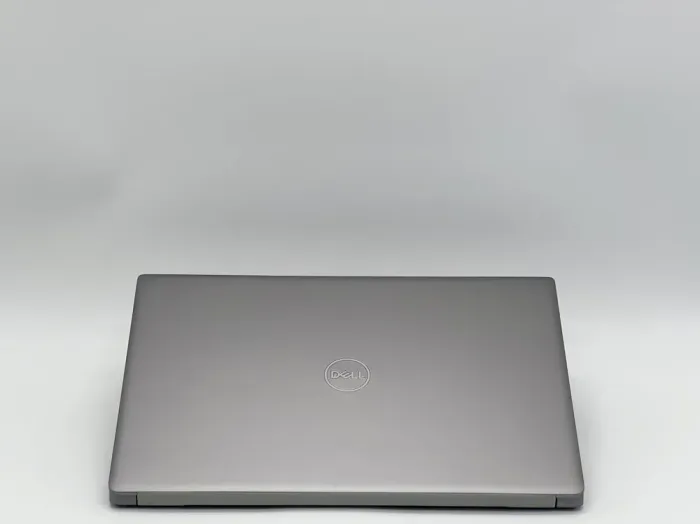 Ультрабук Dell Latitude 3301 / 13.3" (1920x1080) IPS / Intel Core i5-8265U (4 (8) ядра по 1.6 - 3.9 GHz) / 8 GB DDR4 / 480 GB SSD / Intel UHD Graphics / WebCam б/в - зображення 5