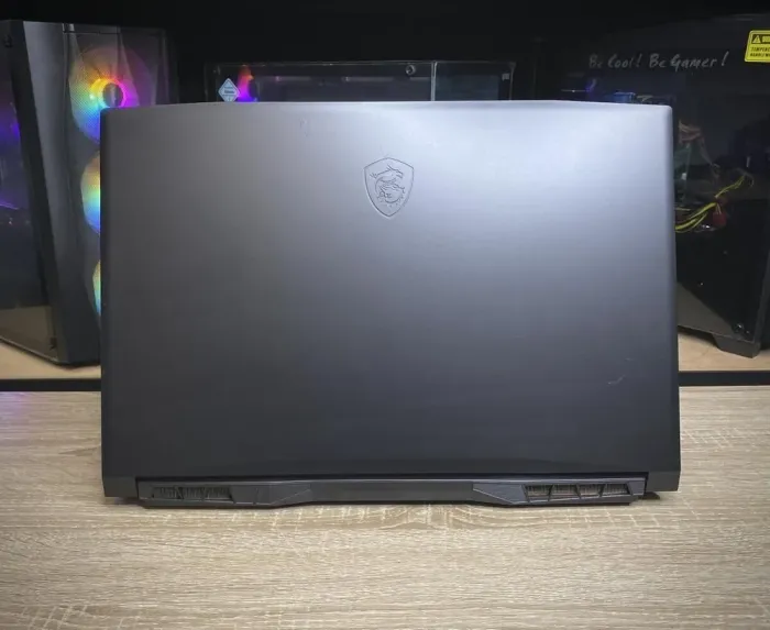 Ігровий ноутбук MSI Katana GF76 11UE / 17.3" (1920x1080) IPS / Intel Core i7-11800H (8 (16) ядер по 2.3 - 4.6 GHz) / 16 GB DDR4 / 512 GB SSD / nVidia GeForce RTX 3070, 6 GB GDDR6, 256-bit / WebCam б/в - зображення 6