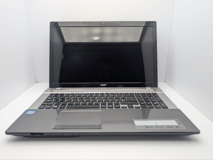 Ноутбук Acer Aspire V3-771 / 17.3" (1600x900) TN / Intel Core i3-2328M (2 (4) ядра по 2.2 GHz) / 6 GB DDR3 / 1000 GB HDD / Intel HD Graphics 3000 / WebCam / DVD-ROM б/в - зображення 3